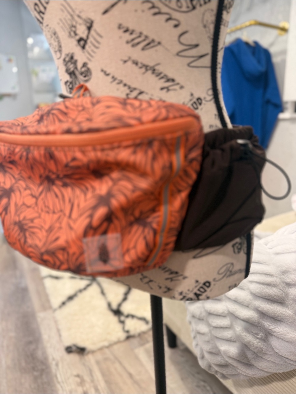 FP Movement Happy Packer Sling Bag - Picture 6 of 12